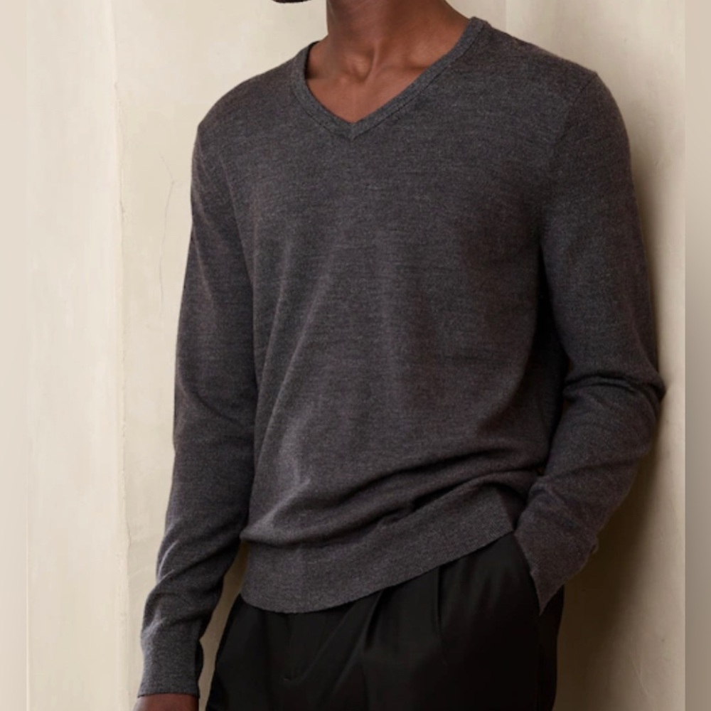 NWT Long Sleeve Dark Charcoal V Neck Sweater